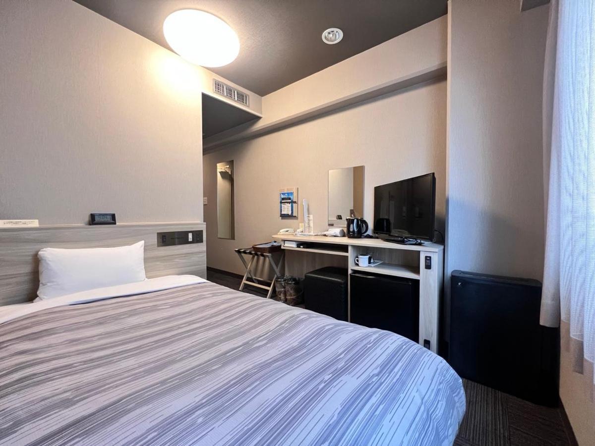 Hotel Route-Inn Kitamatsudo Ekimae Екстер'єр фото